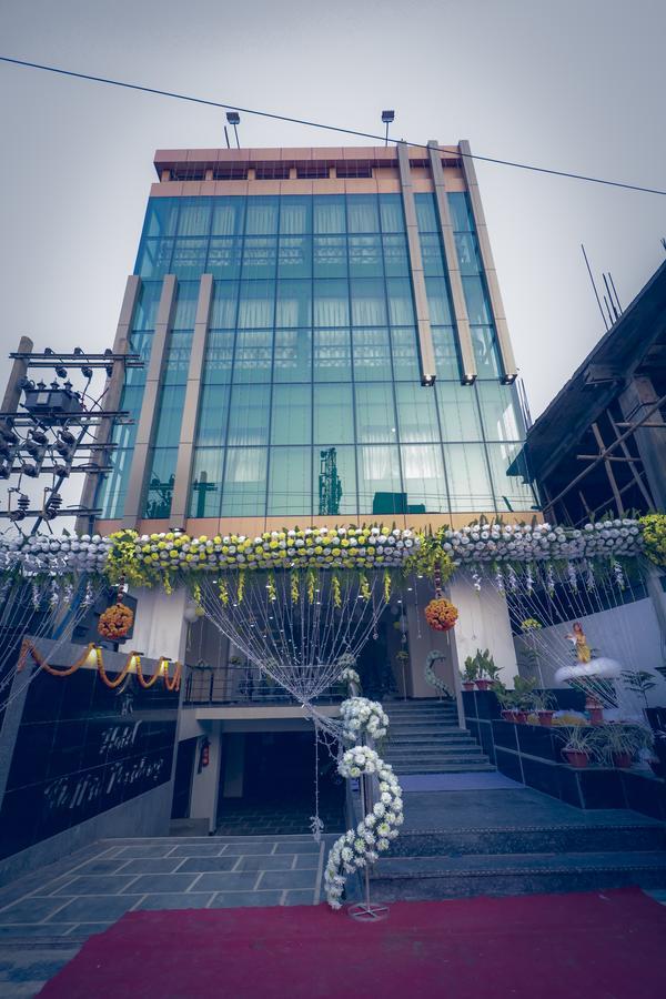 Hotel Welkin Residency Tezpur エクステリア 写真