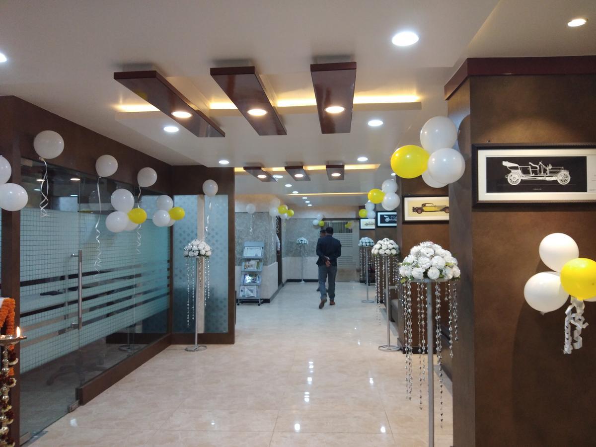 Hotel Welkin Residency Tezpur エクステリア 写真