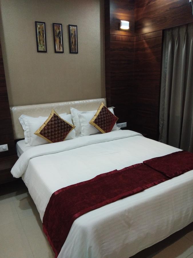 Hotel Welkin Residency Tezpur エクステリア 写真