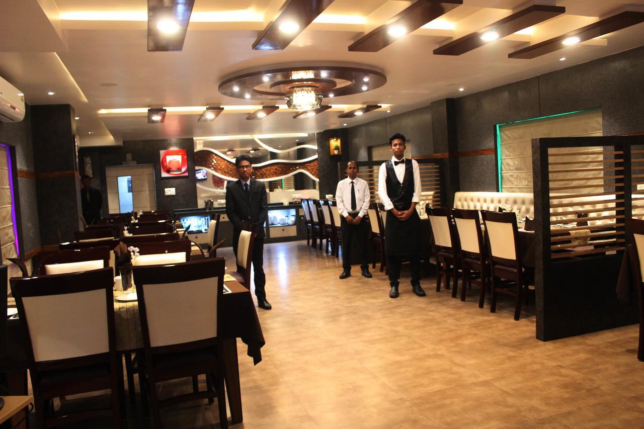 Hotel Welkin Residency Tezpur エクステリア 写真
